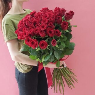 51 vysokaja roza 80 sm 4 324x324 - Доставка цветов в Челябинске