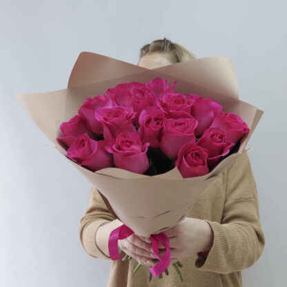 15 розовых роз 40 см Пинк-Флойд